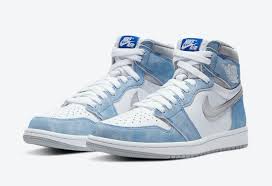 It is the first day of the second quarter of the year. Official Look At The Upcoming Air Jordan 1 Hyper Royal