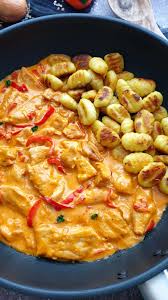 Paprika Sahne Hahnchen Mit Gnocchi Lydiasfoodblog Rezept Paprika Sahne Hahnchen Essensrezepte Lecker Kochen