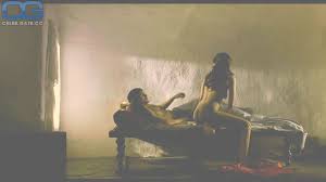 Nude photos of freida pinto - stvincent.nupark.com