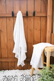 Outdoor shower is primarily great comfort, especially when we use the pool or when we often work in garden. Diy Outdoor Shower Florida Diy Blog Fresh Mommy Blog