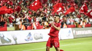 Check out his latest detailed stats including goals, assists, strengths & weaknesses and match ratings. Em Quali Kompakt Dusseldorf Profi Ayhan Schockt Frankreich Belgien Und Italien Souveran Sportbuzzer De