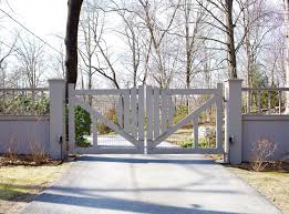 Maybe you would like to learn more about one of these? 17 Modern Driveway Gates Ideas Modern Driveway Driveway Gate Entry Gates