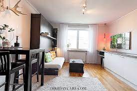 Dikdörtgen salon dekorasyonu için duvar boyası rengi seçimi de dizaynı olumlu ya da olumsuz etkileyen önemli noktaların arasında yer alıyor. Tasarim Studyosu 21 22 Kare Fotograftaki Dairenin Ic M 50 Secenekleri Daire