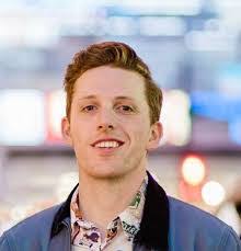 Ryan Dooley's Instagram, Twitter & Facebook