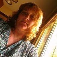 Sandra Stott's Instagram, Twitter & Facebook