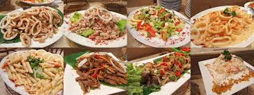 Berbuka puasa bisa kamu jadikan momen untuk berkumpul bersama. Royale Chulan Bukit Bintang International Buffet Dinner Qisstiera