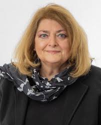 Mary Trawick's Instagram, Twitter & Facebook