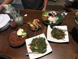 We did not find results for: Kampung Rawit Singkawang Ulasan Restoran Tripadvisor