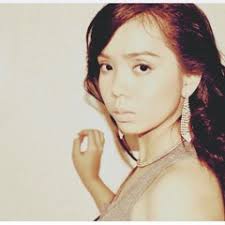 Stream ella reyes solis music