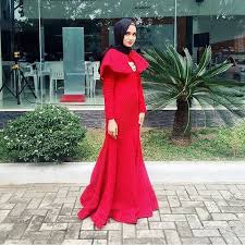 Model gamis brokat terbaru 2020: 99 Model Baju Pesta Muslim Cantik Yang Kekinian Terbaru 2020