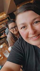 Hi, you wanna drink with me?😅