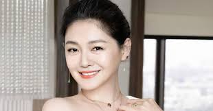 Ini penampilan terbaru barbie hsu alias san chai di serial meteor garden, dipuji fans dan juga sahabat sesama selebriti ini. 20 Tahun Berlalu Penampilan Barbie Hsu Shancai Bikin Syok