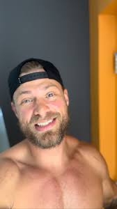 So today I had another yoga teacher come to my class and try to voice  record my entire class 😂😂😂. , 1st and foremost I’m super flattered , 2nd  that is not ok! , ., We as teachers need to do better and ...