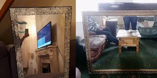 Many people use all their imagination to stay invisible when taking 1. People Trying To Sell Mirrors Online Is A Comedy Goldmine