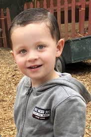 Logan Pittman's Instagram, Twitter & Facebook