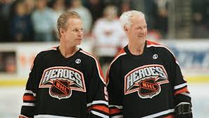 Detroit city sports has had over 500 athletes in our stores and at shows for signings. Albom In Wings Great Gordie Howe A Legend Passes But Stories Remain