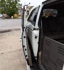 Doors will only lock or unlock sporadically. Sliding Door Fell Off Anyone Else Having This Issue Honda Odyssey Cargurus