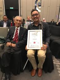His daughter anita azrina posted on her facebook that her father, who suffered from esophagus cancer, died at 11.51 pm at a. Ecoknights Received Recognition As Ngo Leader Ecoknights