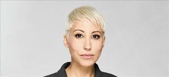 MALIKA AYANE su Radio Airplay