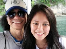 Abdee negara's height is unknown & weight is not available now. Tak Terima Dikasih Rp 250 Juta Putri Abdee Slank Minta Duit Rp 5 Miliar