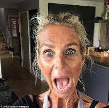 In which ulrika jonsson falls prey to a young, chubby david mitchell's schoolboy charms. Ulrika Jonsson 53 Has Joined Dating App Tinder Aktuelle Boulevard Nachrichten Und Fotogalerien Zu Stars Sternchen