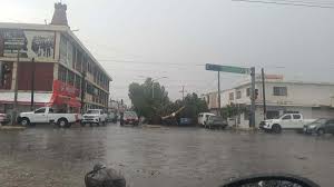 Autoridades monitorean cárcamos tras fuertes lluvias en Torreón