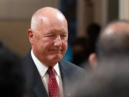 Trump acting out what he wanted to do to Arnold Palmer. The same thing he  was doing to some guy named 'Bubba"