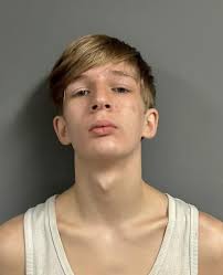 16-year-old murder suspect IDed after shooting at Salisbury store