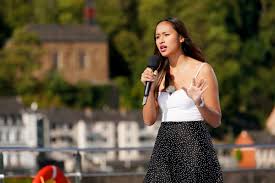 Er singt von britey spears den song „…baby one more time. Dsds 2021 Am 9 1 2021 Alle Kandidaten Songs Der Sendung