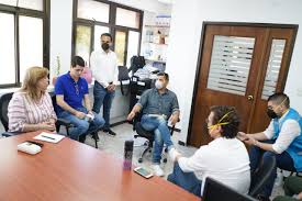 La sociedad se opone a esta medida porque la ley para algunos, los toques de queda van demasiado lejos porque son controvertidos entre los propios científicos. Anuncian Extension Del Toque De Queda En Cali Y Todo El Valle Por Covid 19