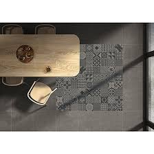 Fliesen günstig kaufen bei globus baumarkt. Ambiente By Palazzo Feinsteinzeugfliese Vintage 20 X 20 Cm Schwarz Unglasiert Bauhaus Feinsteinzeug Fliesen Fliesen Palazzo