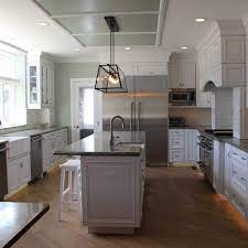 I have white laminate counters, natural light wood cabinets that are a sesame hue, white porcelain nobs on drawers and cabinets, and white appliances. Pin On Ski House