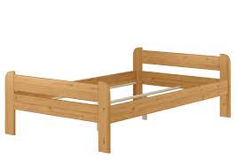 Das schöne und geräumige einzelbett ist aus massiver europäischer kiefer gefertigt. Erst Holz Bett Breites Einzelbett 120x200 Kiefer Echtholz In Eicheton Gebeizt Mit Wahlbarem Zubehor V 60 39 12e Breites Einzelbett 120x200 Kiefer Echtholz In Eicheton Gebeizt Mit Wahlbarem Zubehor V 60 39 12e Online Kaufen Otto