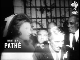 Jacqueline kennedy onassis jackie kennedy les kennedy jaqueline kennedy carolyn bessette kennedy tilda swinton ute lemper lee radziwill maria these are believed to be the last photos taken of them in nyc at their loft on n. Jacqueline Kennedy Weds Onassis 1968 Youtube