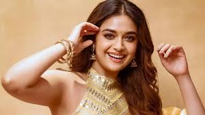 Keerthy Suresh gives a befitting reply to rumours about dating a 20 year  older actor, Says, A rumor will turn true if we clarify it... | Tamil  Movie News - Times of India