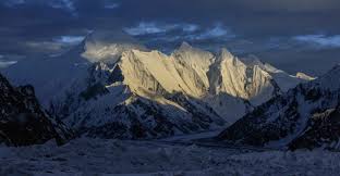 Top 3 Highest Mountains In The World Mountains World Places To Travel