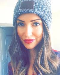 We All Know I Love My Beanies And If I Can Rock One Supporting College Students Who Are On A M Kaitlyn Bristowe Style Rainy Day Fashion Love Your Melon Beanie
