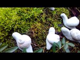 So leicht kann man attraktive gartendeko aus beton selber gießen. Diy Kleine Schnecke Aus Knetbeton Modelliermasse Youtube