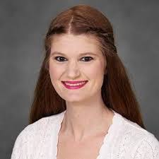 Tami Cross's Instagram, Twitter & Facebook