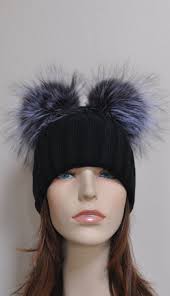 Kylie Jenner Beanie Hat 2 Fur Pompoms Ribbed Beanie Black Hat Double Bobbles Kylie Jenner Beanie Beanie Hats Kylie Jenner