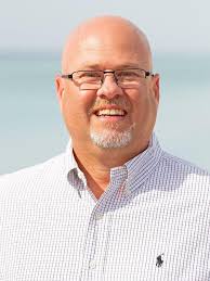 Chairman of PCB planning board running for mayor