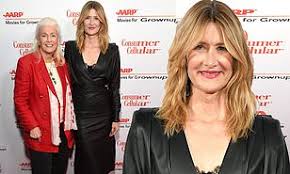 Aarp's movies for grownups and oscar nominees acceptance speeches 2014. Laura Dern Joined By Actress Mom Diane Ladd At Aarp S Movies For Grownups Awards Daily Mail Online