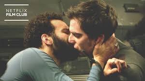 Dar alex, un tip super gregar, este ciudat de nemotivat. Alex Strangelove Official Trailer Hd Netflix Youtube