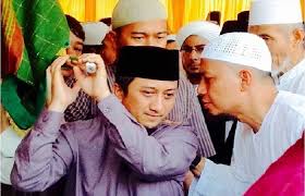 Belajar banyak hal tentang : Setelah Mimpi Bertemu Ustadz Yusuf Mansur Pengusaha Ini Bangun Pesantren Milyaran Rupiah Dengan Dana Sendiri Kisahikmah Com