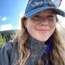 Pamela Farber's Instagram, Twitter & Facebook