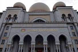Kandungan perlembagaan persekutuan terdiri daripada 15 bahagian yang mengandungi 183 perkara seperti yang diberikan di dalam jadual. Carian Mengenai Topik Perkara 8 Perlembagaan Persekutuan Astro Awani