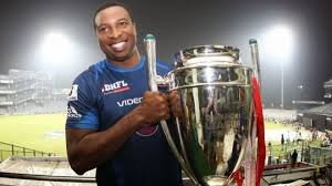 5.4 dananjaya to pollard, six runs make that four in a row! With Mumbai Title Win Kieron Pollard Now Most Successful T20 Player