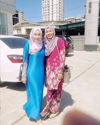 Milf Baju Kurung Satin Biru Yg Awek Akak Melayu Tudung Facebook