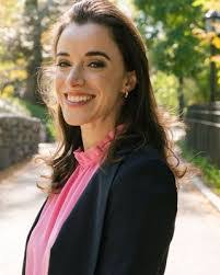 Melissa Gluck's Instagram, Twitter & Facebook