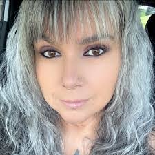 Tracy Mertz's Instagram, Twitter & Facebook